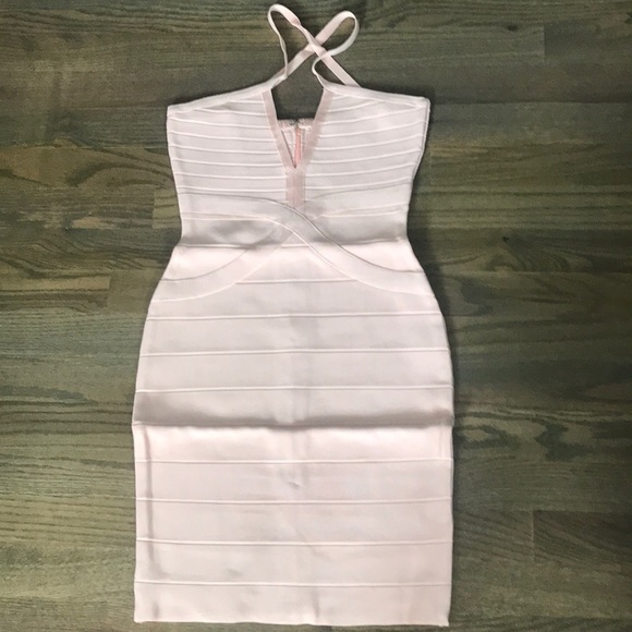 zulezs Dresses & Skirts - Bandage dress 🌟